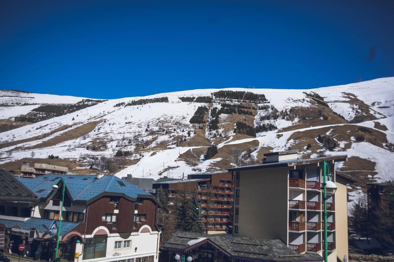 Hotel Le Cairn Les Deux Alpes Exterior foto